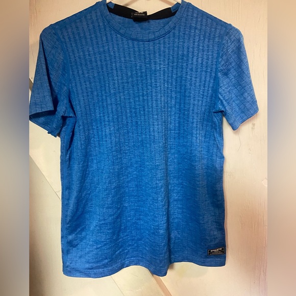Athletic works blue pullover casual short sleeve tshirt Xl extra large 14 16 - Picture 3 of 6